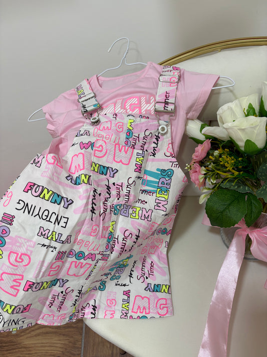 Salopette con t-shirt